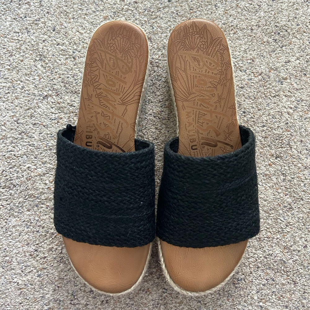 Women’s platform sandles